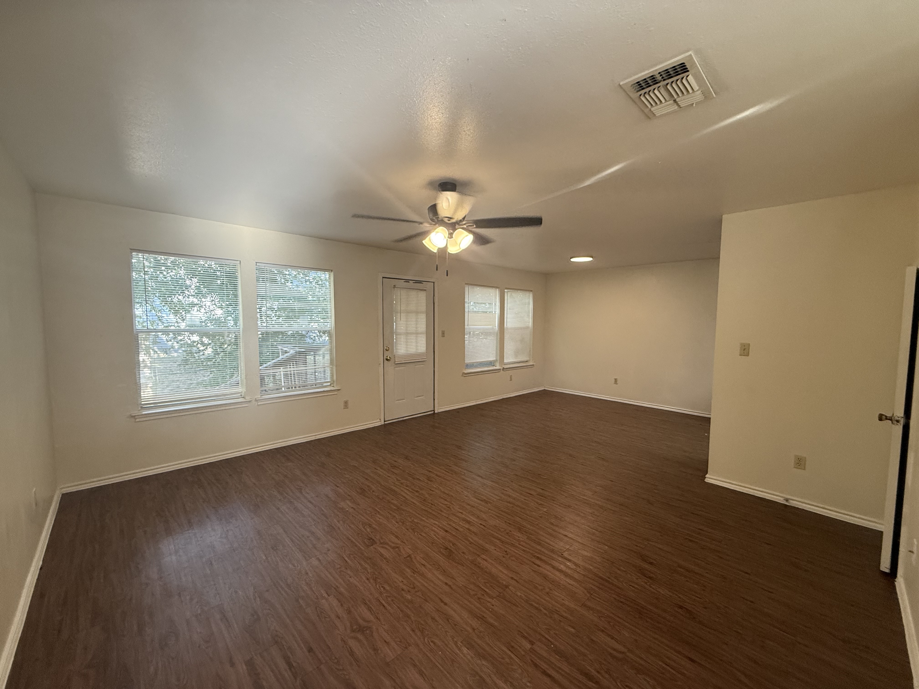 1000- 1002 Sagewood Trail - 1002