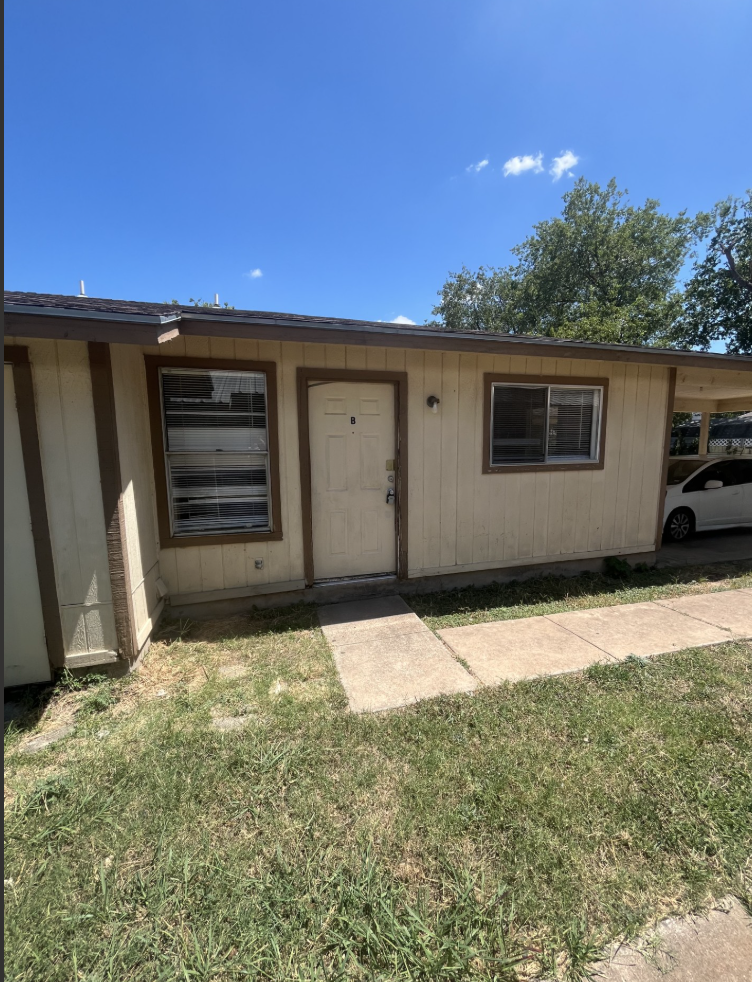 4407 Teri Road - B
