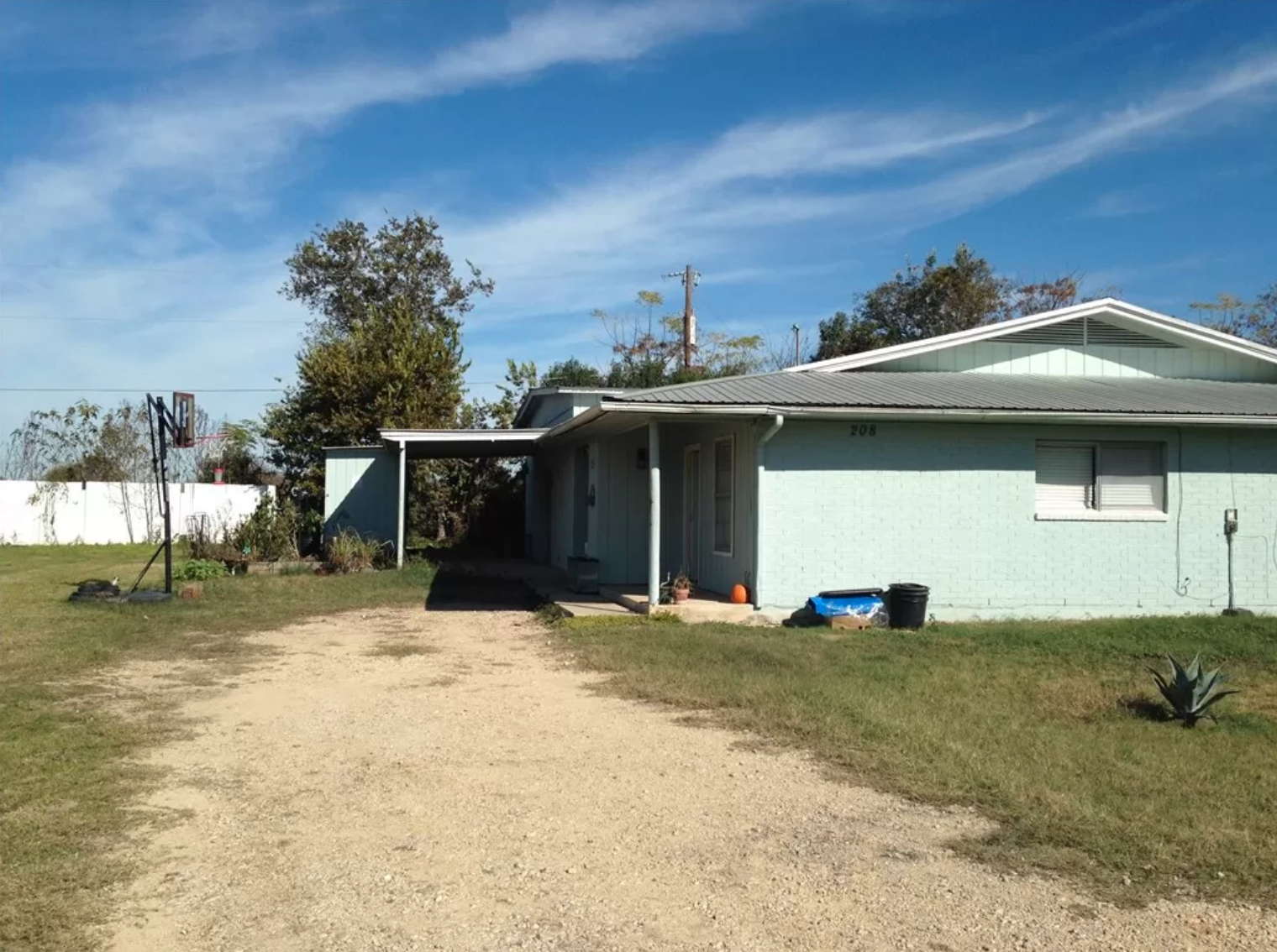 208 Northwest River Road