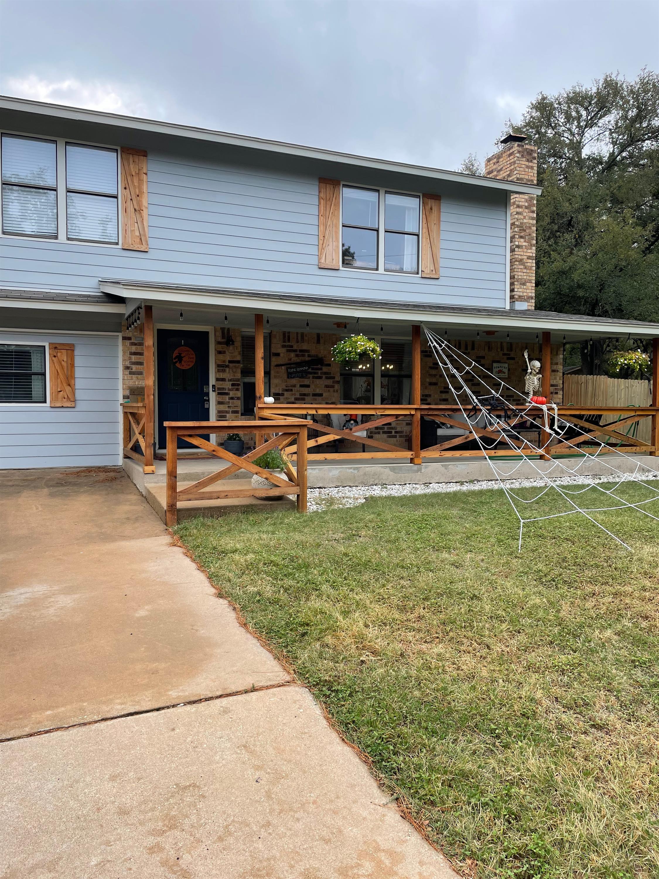 710 Bosque Trail
